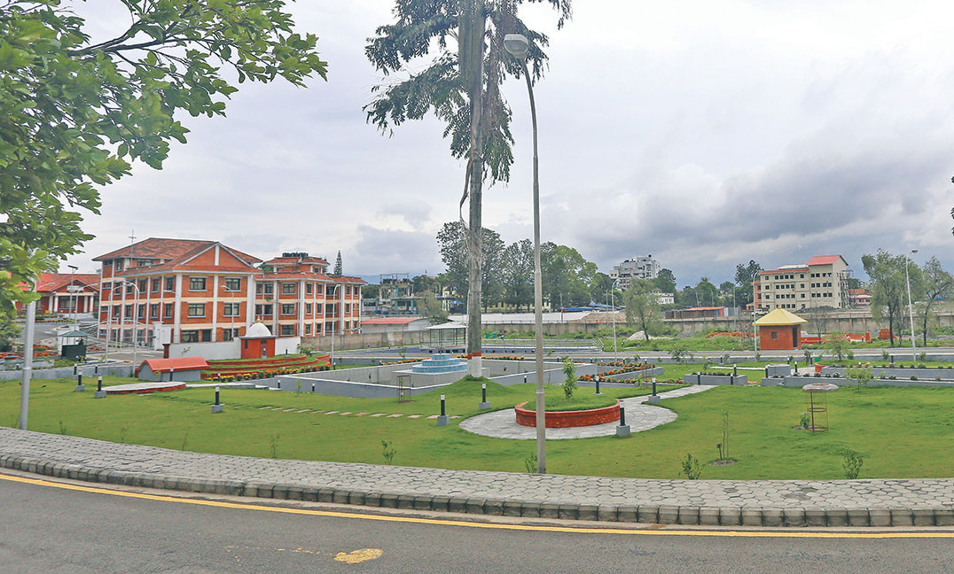 ललिता निवास जग्गा प्रकरणमा तत्कालीन सचिव छविराज पन्त र दीप बस्न्यात दोषी ठहर