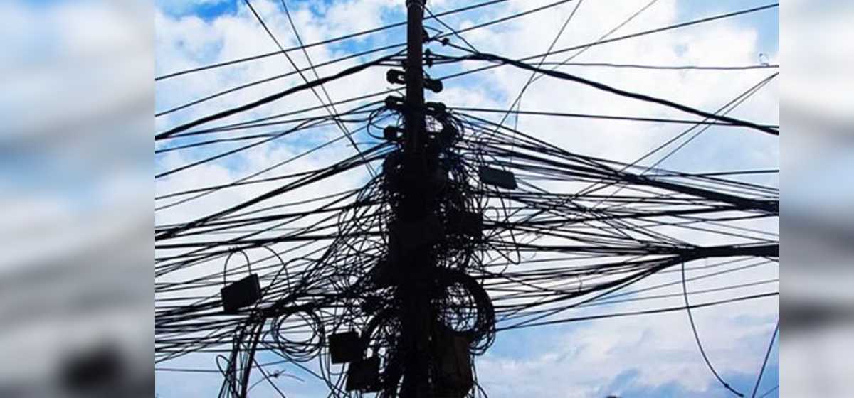 सात दिनभित्र अव्यवस्थित तार हटाउन ललितपुर महानगरको निर्देशन