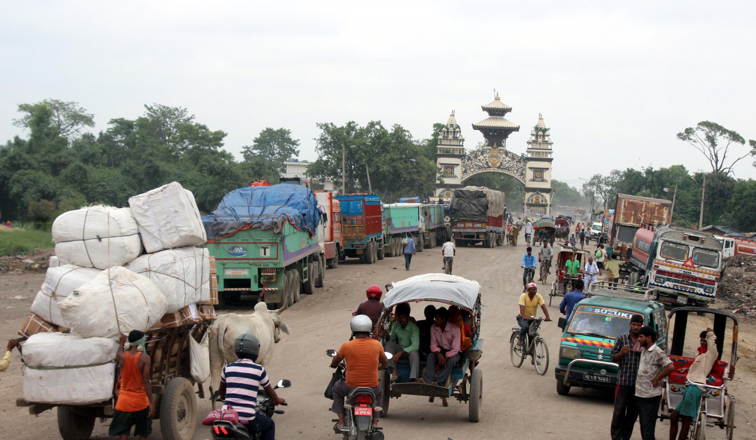 वीरगन्ज नाकाबाट गत आवभन्दा ३३ अर्ब बढी राजश्व सङ्कलन