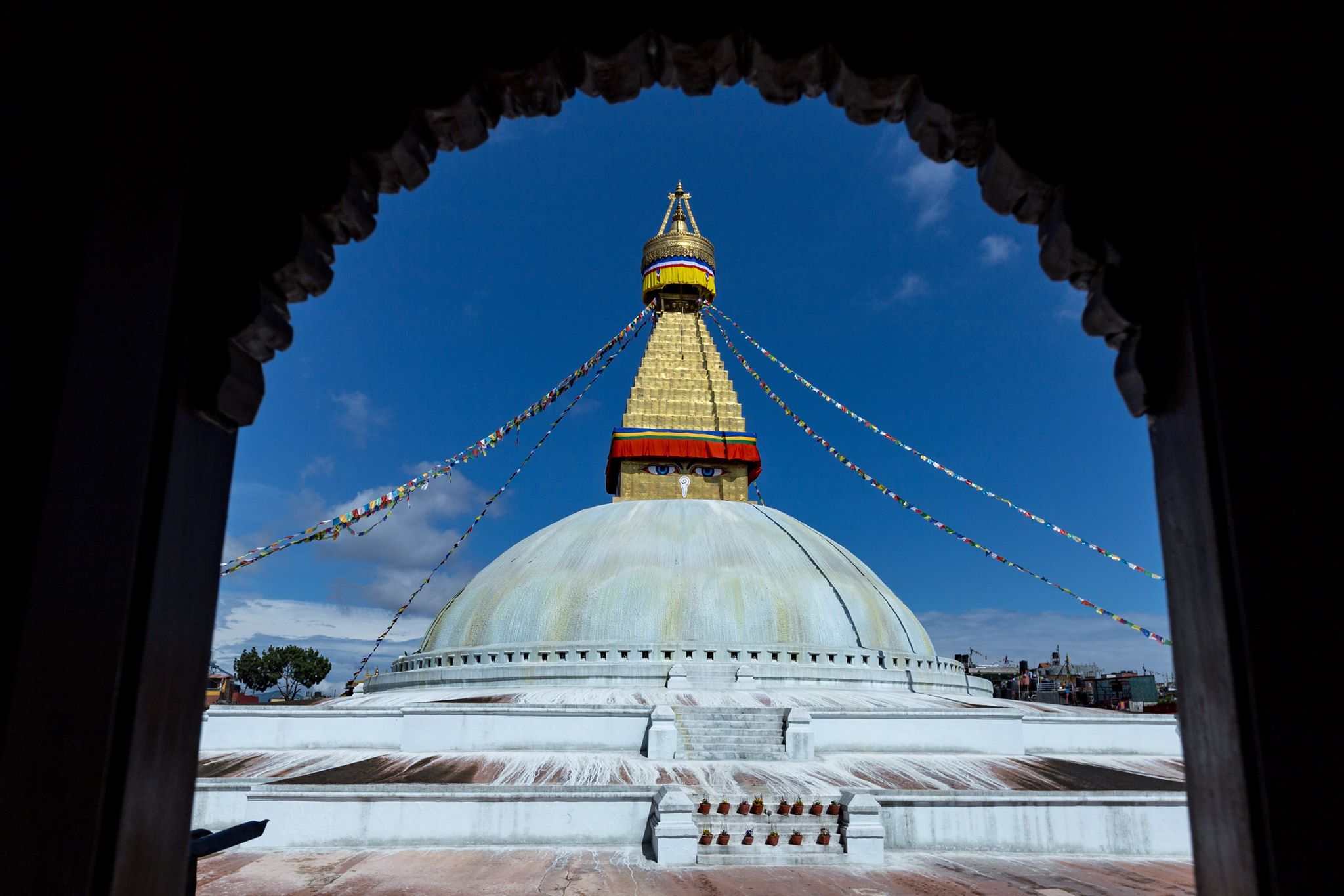 लकडाउनमा झ्यालबाट खिचिएका उत्कृष्ठ ५ फोटा