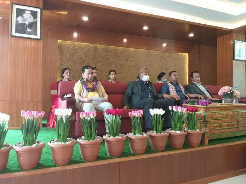 ढोरपाटन बाढीपहिरो क्षेत्रमा गण्डकी प्रदेशका आर्थिक मामिला मन्त्रीको निरीक्षण, प्रभु बैंकले गर्यो आर्थिक सहयोग