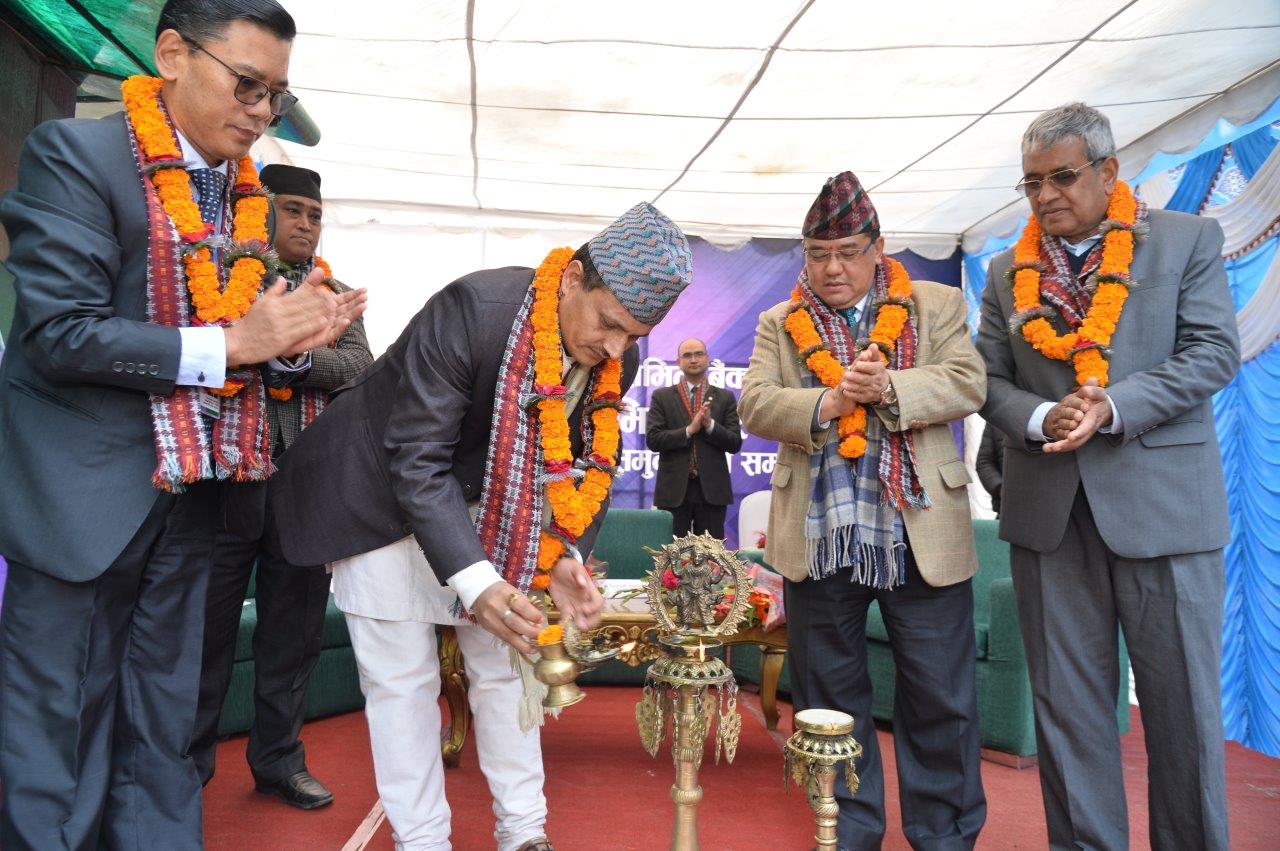सिभिल बैंकको शाखा भीमसेनस्थानमा, डेपुटी गर्भनर शिवाकोटीले गरे उद्घाटन 