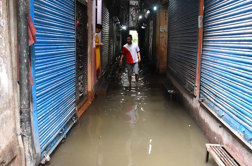 रातभरको बर्षाले जलमग्न त्यौड क्षेत्र (फोटो फिचर)