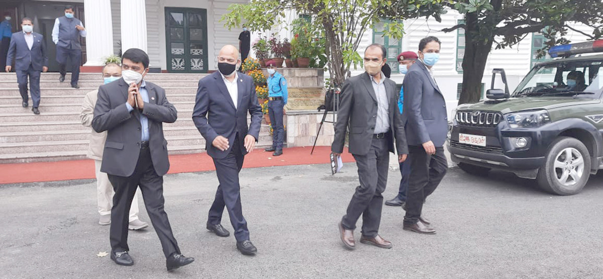 प्रधानमन्त्री र नेपाल उद्योग वाणिज्य महासंघबीच भेट, खाेप सुनिश्चितता गर्न माग
