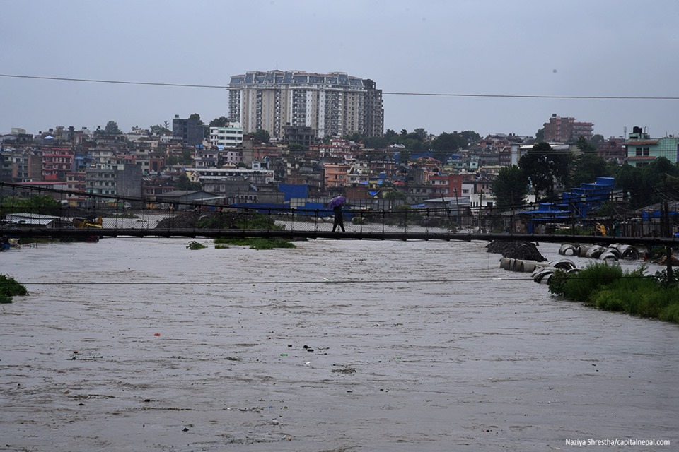 काठमाडौं उपत्यकाका यी क्षेत्रमा पस्यो बाढी(फाेटाे फिचर)