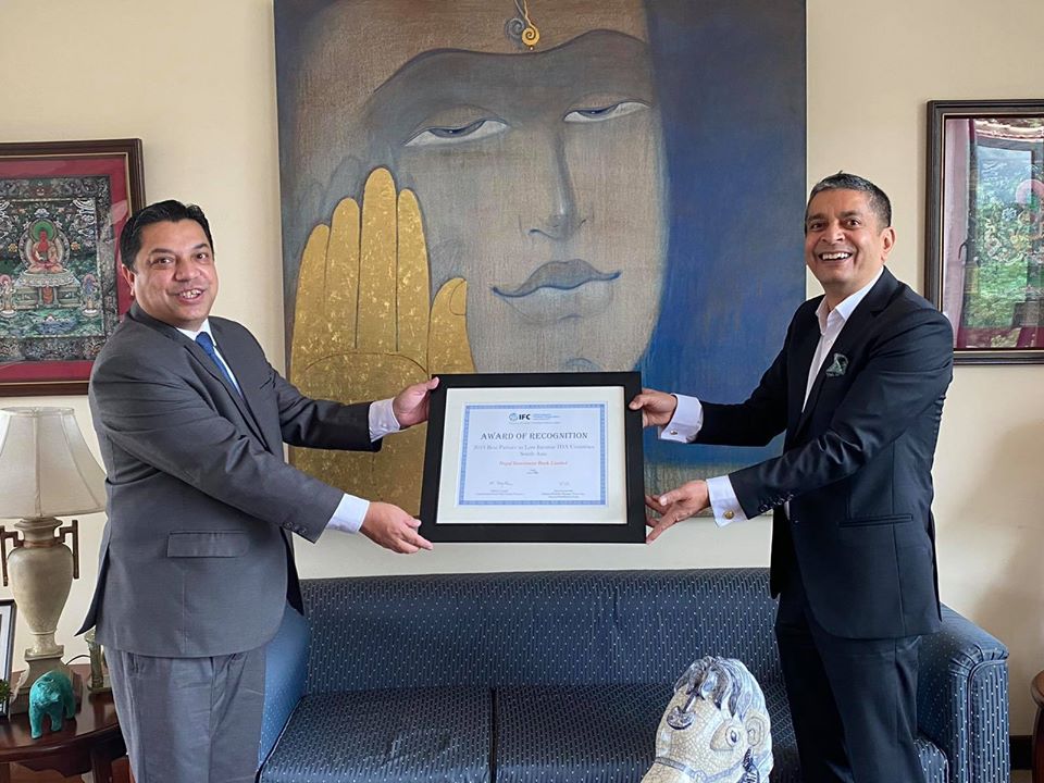 नेपाल इन्भेष्टमेन्ट बैंकले आईएफसी अवार्ड हात पार्यो