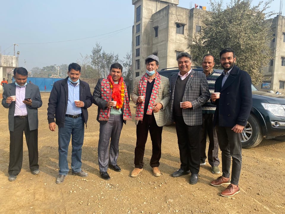 भैरहवाका उद्योग उद्योगमा पुगे शाक्य, विद्युतिय समस्या समाधान गर्ने आश्वासन