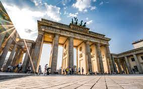 नेपालसहित पर्यटकहरूमाथि लगाइएको प्रतिबन्ध बुधबारदेखि हटाउँदै जर्मनी