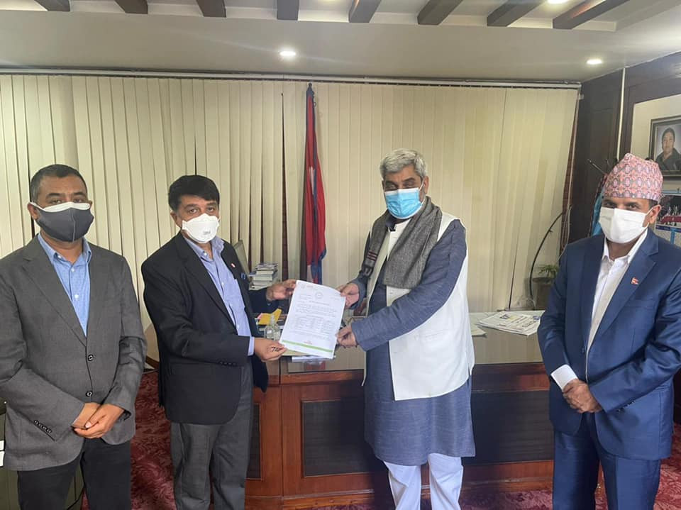 आइएमई फाउन्डेशनद्वारा ३ करोडको स्वास्थ्योपकरण सहयोग