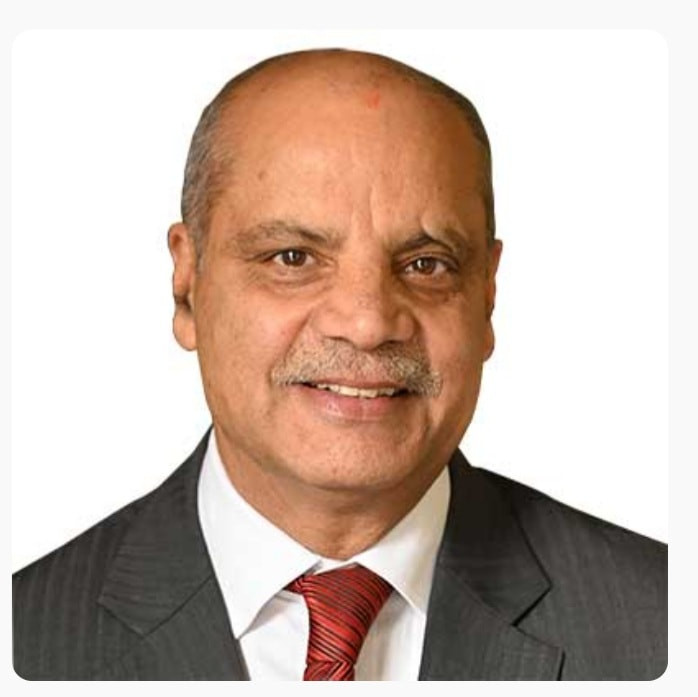 नबिल बैंकका अध्यक्ष उपेन्द्र पौडेल सुप्रवल जनसेवाश्री पदकबाट विभूषित 