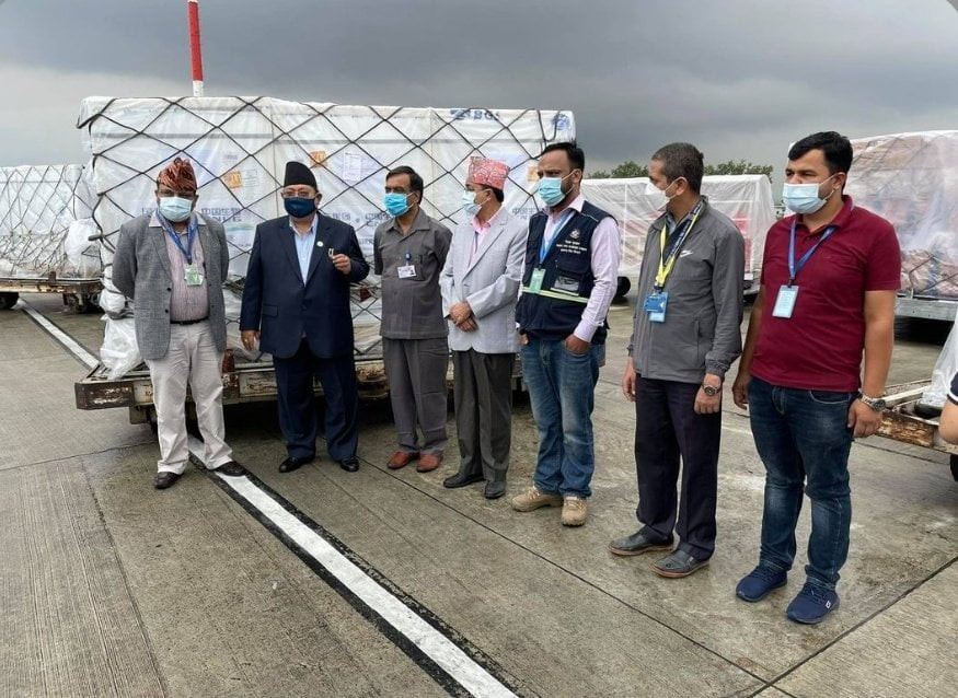 चीनबाट आइपुग्यो ४४ लाख डोज खोप,  हिमाली जिल्लाका १८ वर्ष माथिकालाई लगाउने