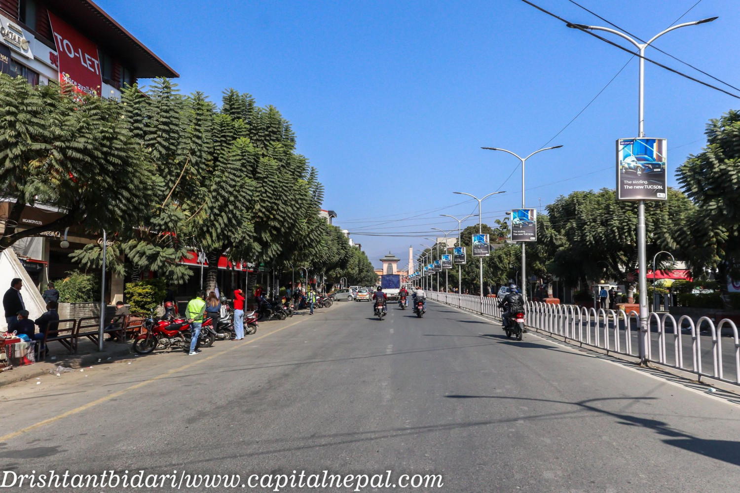 नेपाल बन्दले यात्रुलाई सास्ती (फाेटाेफिचर)