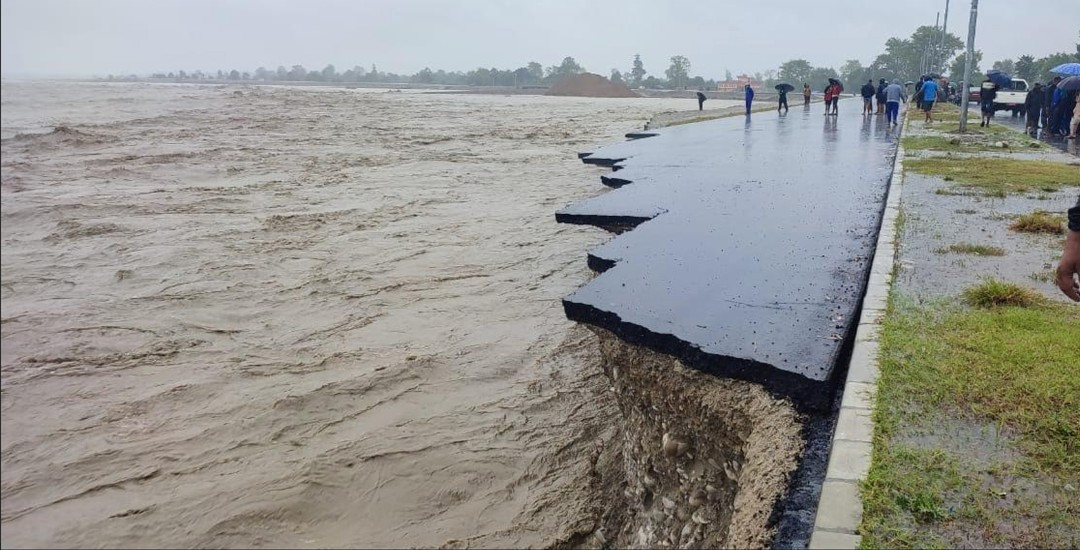 बेमौसमको वर्षाः बाढी–पहिरोमा परी मृत्यु हुनेको संख्या ९४ पुग्यो, ४१ बेपत्ता