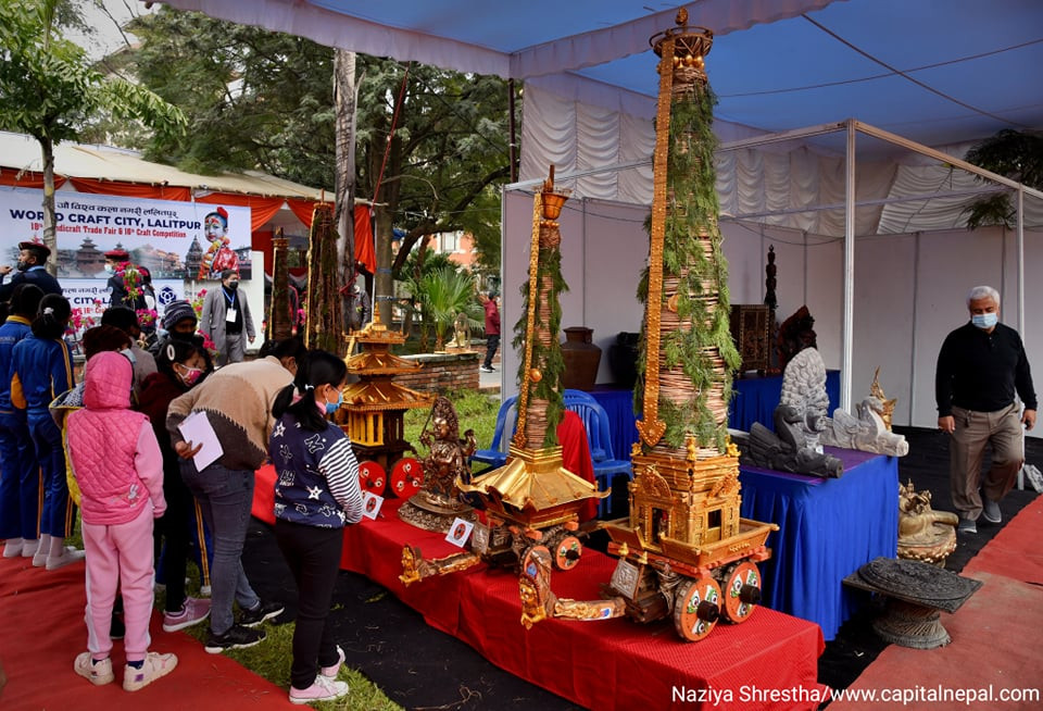 काठमाडौंमा नेपाल हस्तकला प्रदर्शनी सुरू (फाेटाेफिचर)