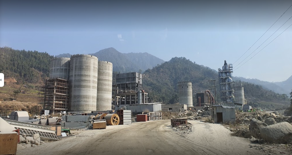 बिजुली पाएपछि हुवासिन सिमेन्टले थाल्यो उत्पादन