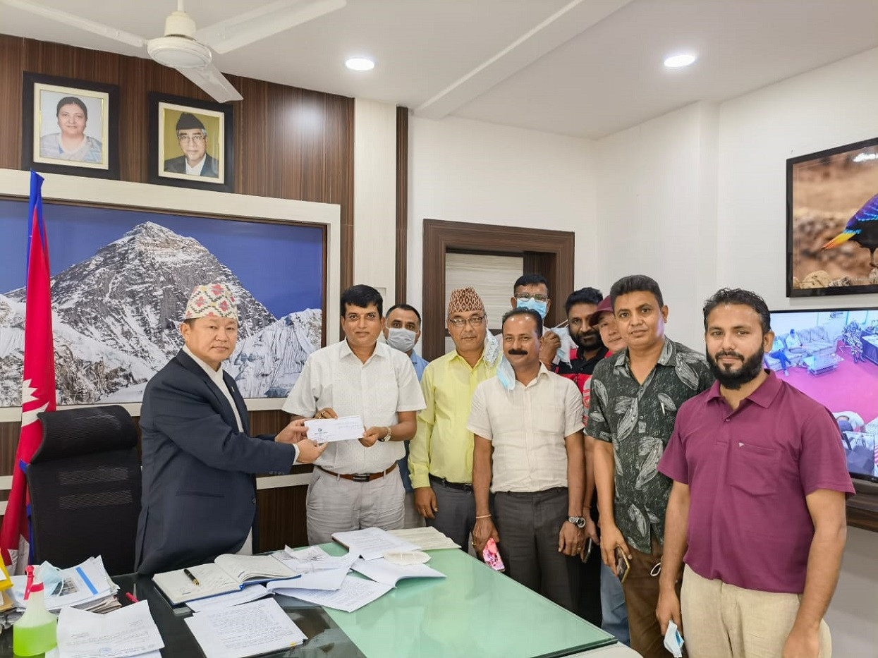 इँटा उद्योगमा मजदुरको अभाव, भारतबाट ल्याउनुपर्ने बाध्यता