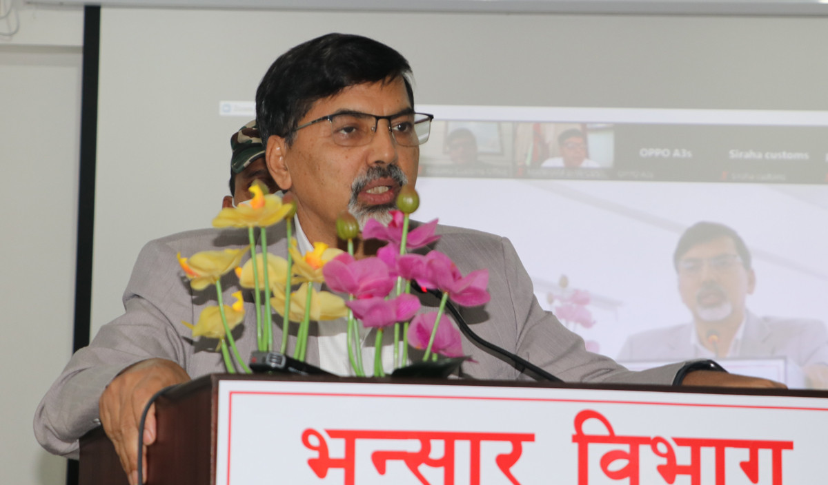 विदेशबाट डलर पठाउने नेपालीलाई भन्सारमा सास्ती किन ? अर्थमन्त्री शर्मा