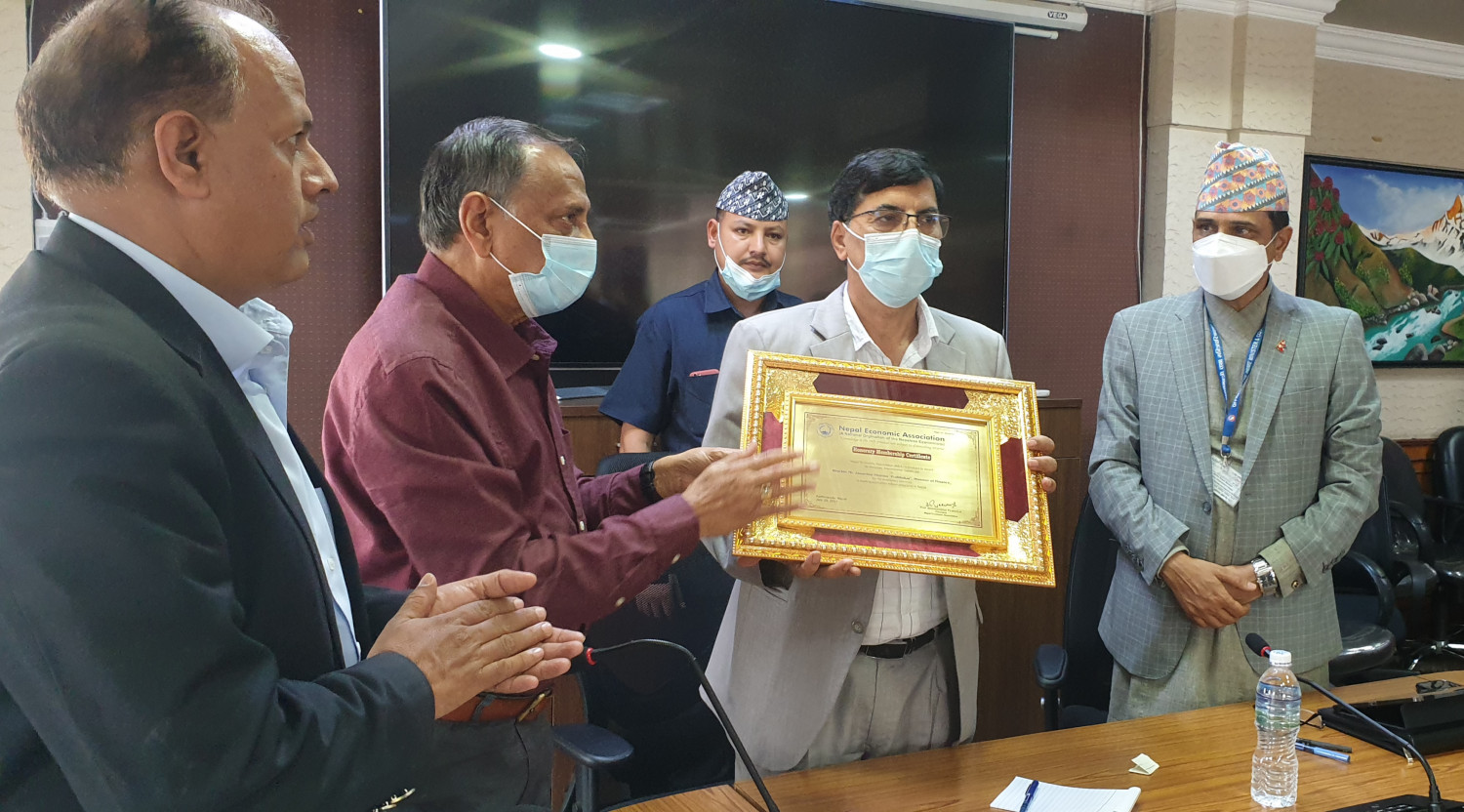विषय विज्ञको ज्ञानलाई देश निर्माणमा जोडौं: अर्थमन्त्री