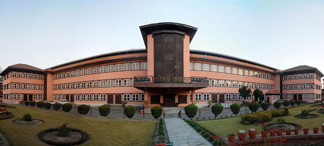 कुलमान नियुक्ति विरुद्धको रिट प्रधानन्यायाधीश जबराको इजलासमा, हितेन्द्रले पाउलान स्टेअर्डर ? 