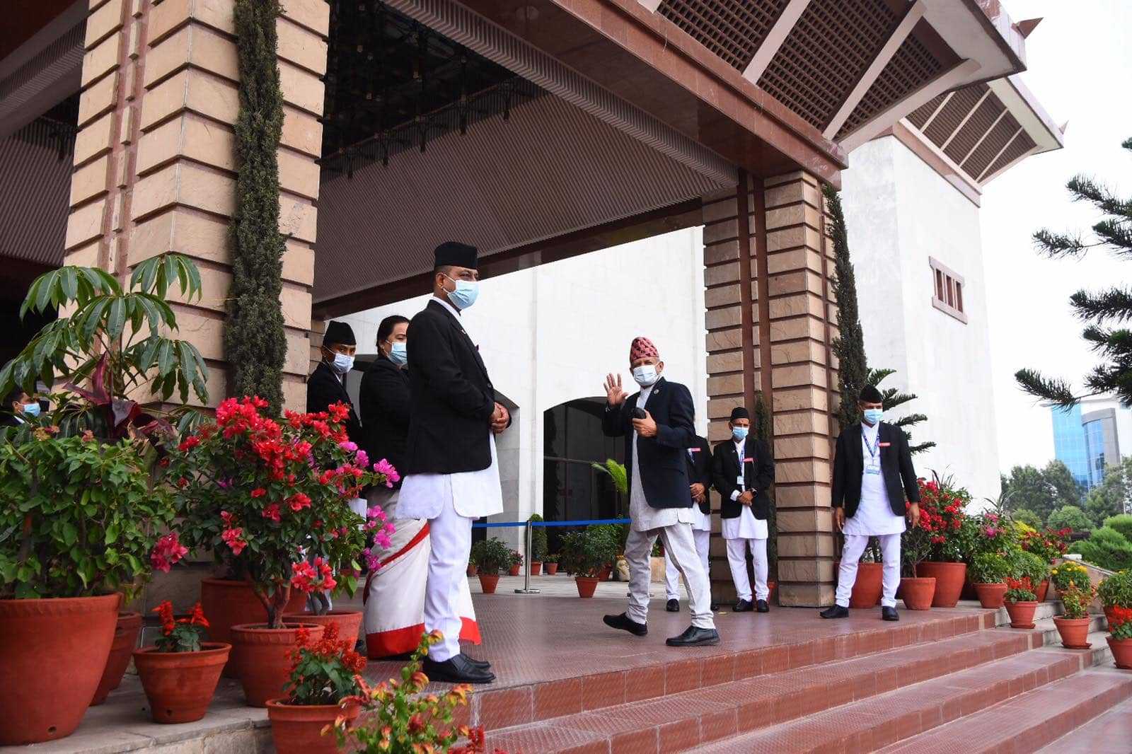 आगामी वर्ष आयात २० प्रतिशत घटाइने, ५ वर्षमा व्यापार सन्तुलन