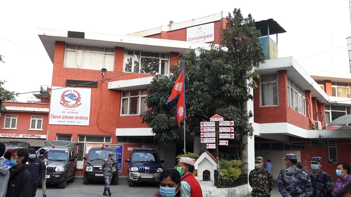  बिहीबारदेखि उपत्यकामा अत्यावश्यकबाहेक कार्यालय बन्द