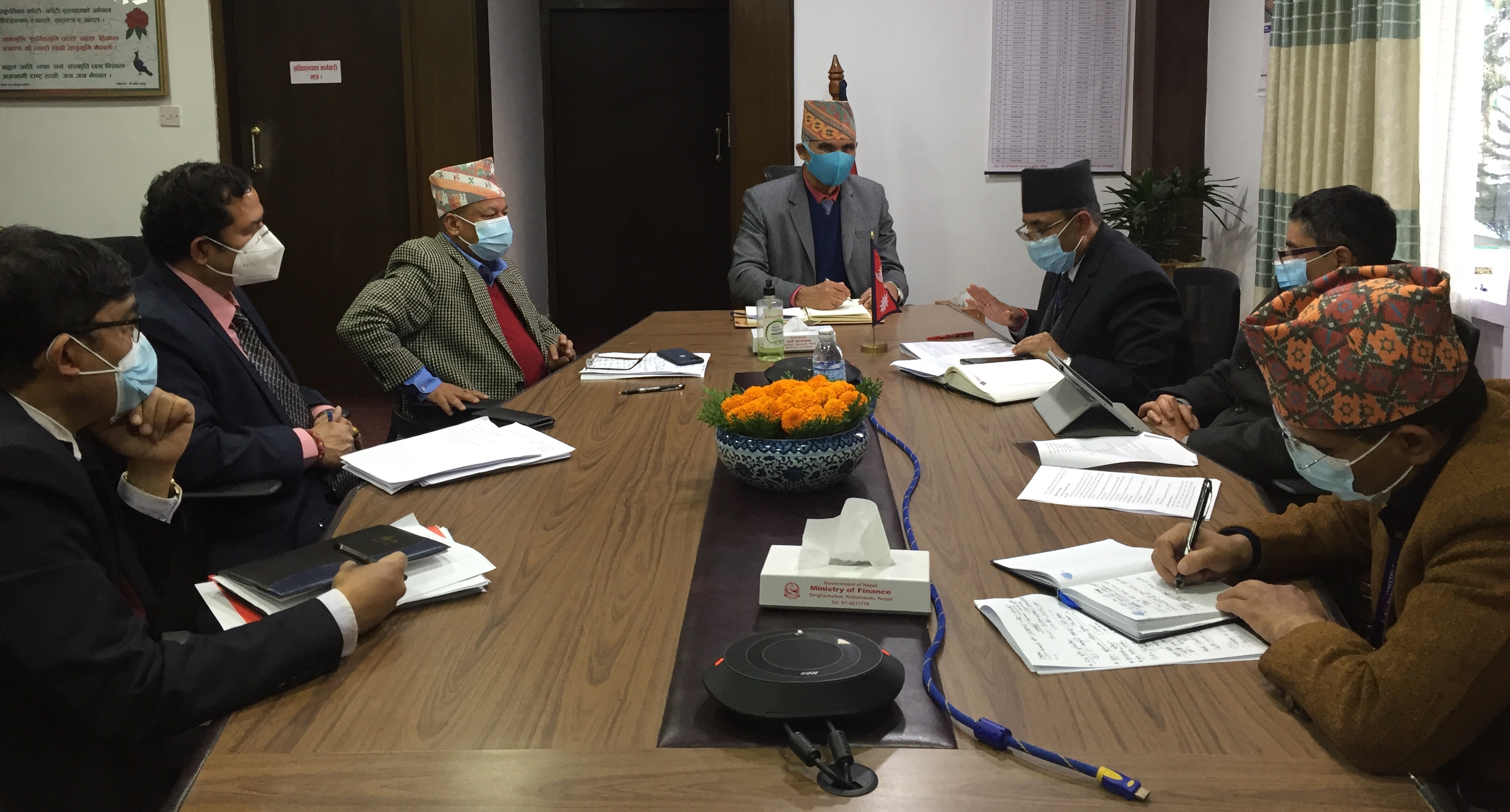  ब्रोकर कमिसन घटाउन अर्थमन्त्रीले दिए धितोपत्र बोर्डलाई निर्देशन 
