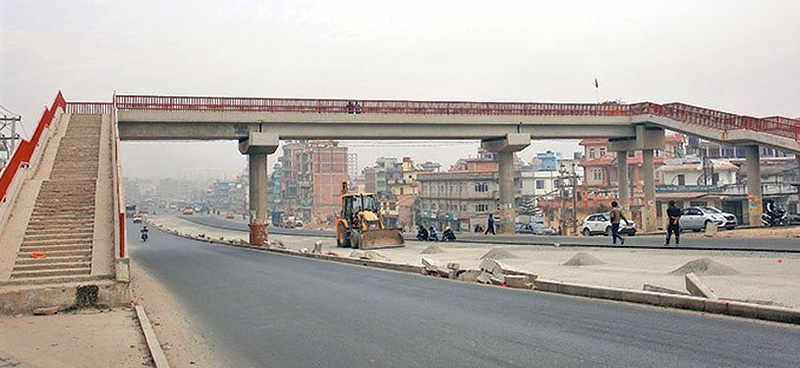 आकाशेपुल निर्माण सुस्त