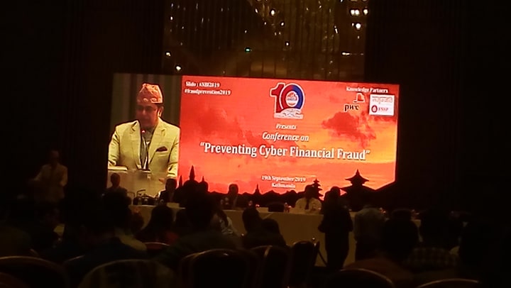    बैङ्करलाई गभर्नरले भने : आइटिमा लगानी गर्न लोभ नगर्नुस्, डुब्नुहोला 