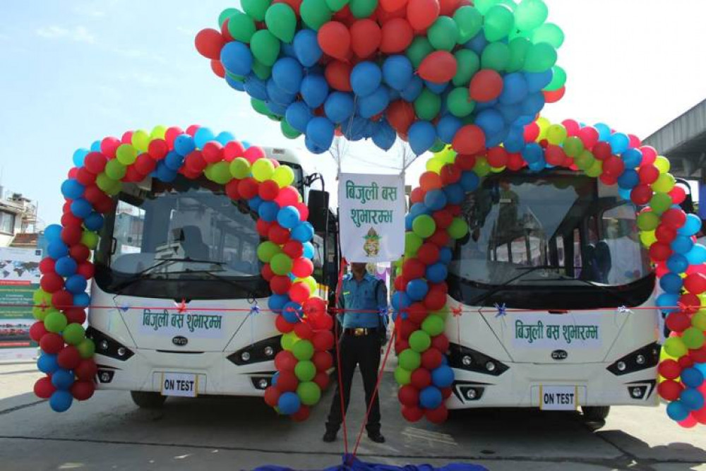 सरकारले रोक्यो ३०० विद्युतीय बस खरिद प्रक्रिया : साझा यातायात
