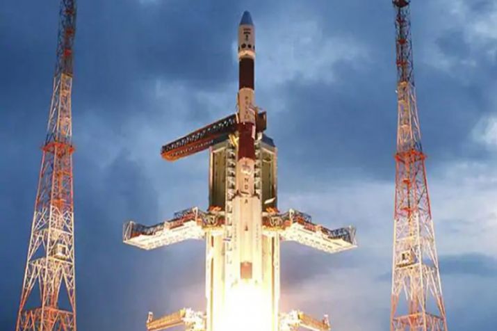 इसरोद्वारा चंद्रयान-२ काे सफल प्रक्षेपण
