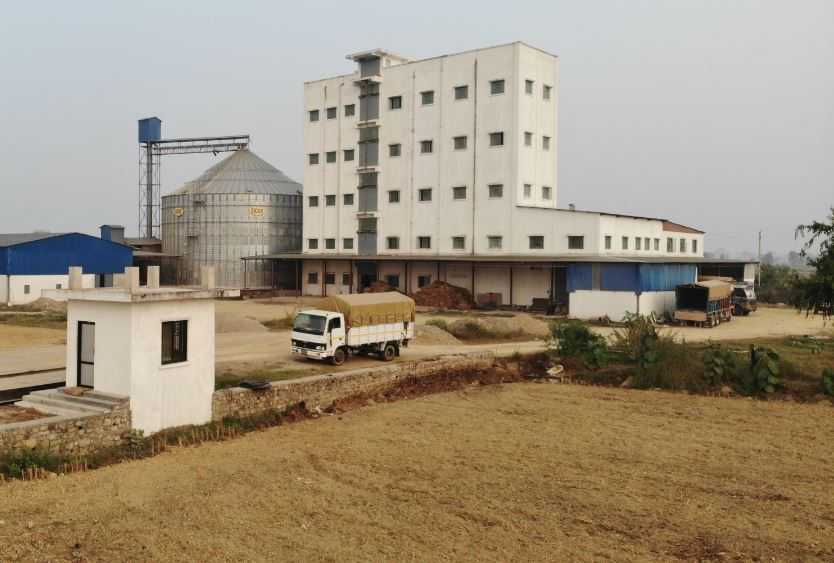 दाउन्ने फ्लोर मिल्सको व्यापार बढ्दो, एक वर्षमा गर्यो ७२ करोडको कारोबार