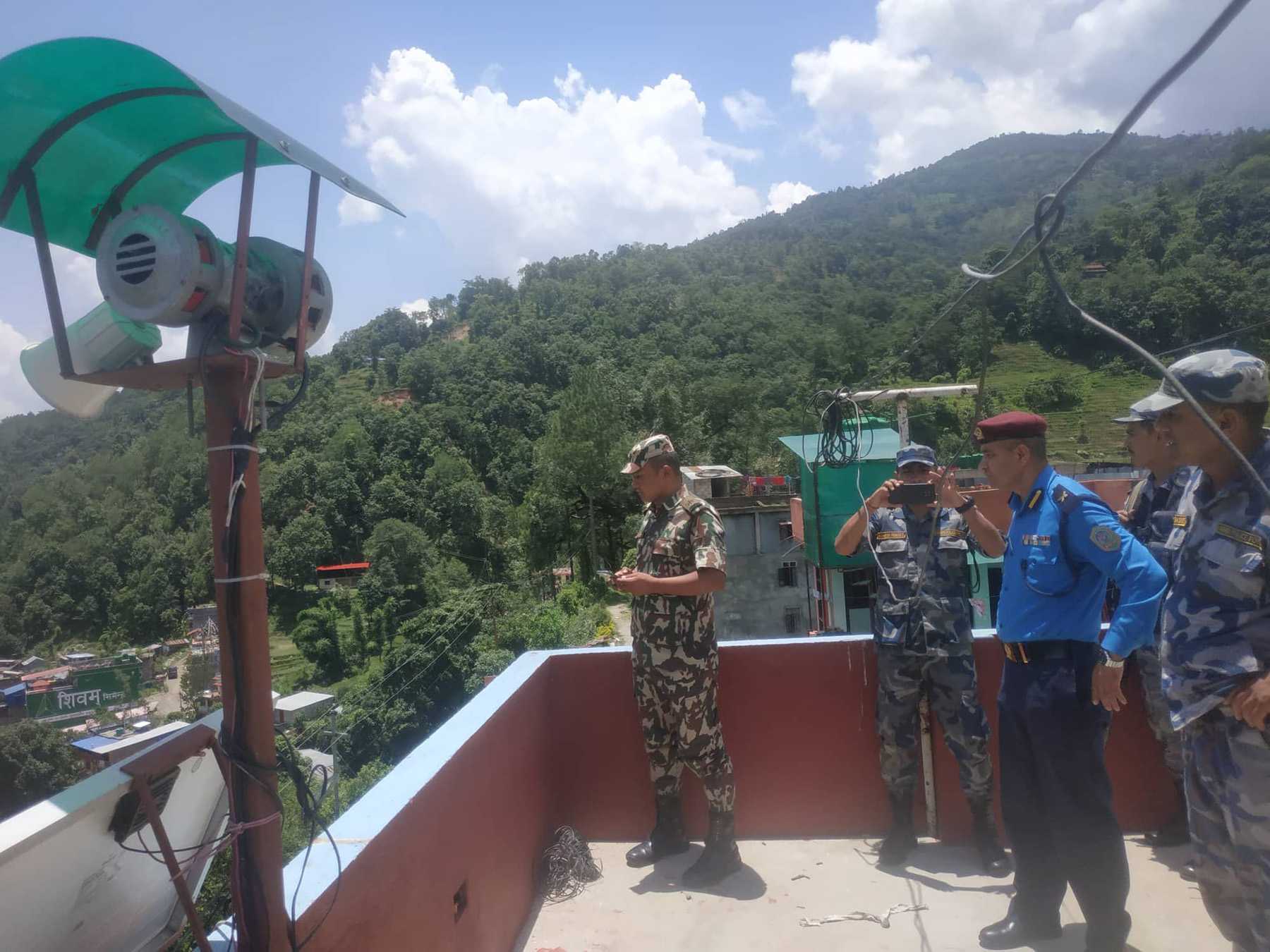 मेलम्चीमा बाढीको पूर्वसूचना दिने साइरन परीक्षण