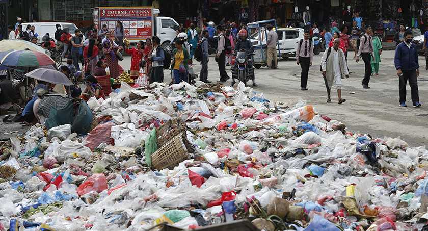 दुई महिनापछि टेकु ‘ट्रान्सफर स्टेसन’को फोहाेर व्यवस्थापन
