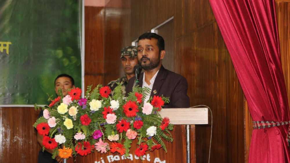 नेपालमा वैदेशिक काठ आयातलाई निरुत्साहित गर्छु - वनमन्त्री यादव
