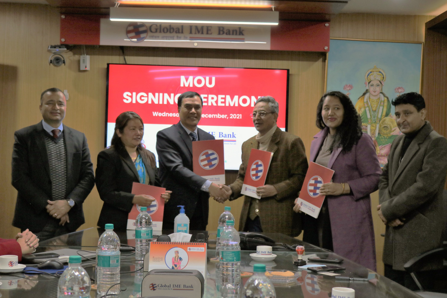 ग्लोबल आइएमई बैंकले दिक्तेलको रुपाकोटमा कृषि कर्जा दिने