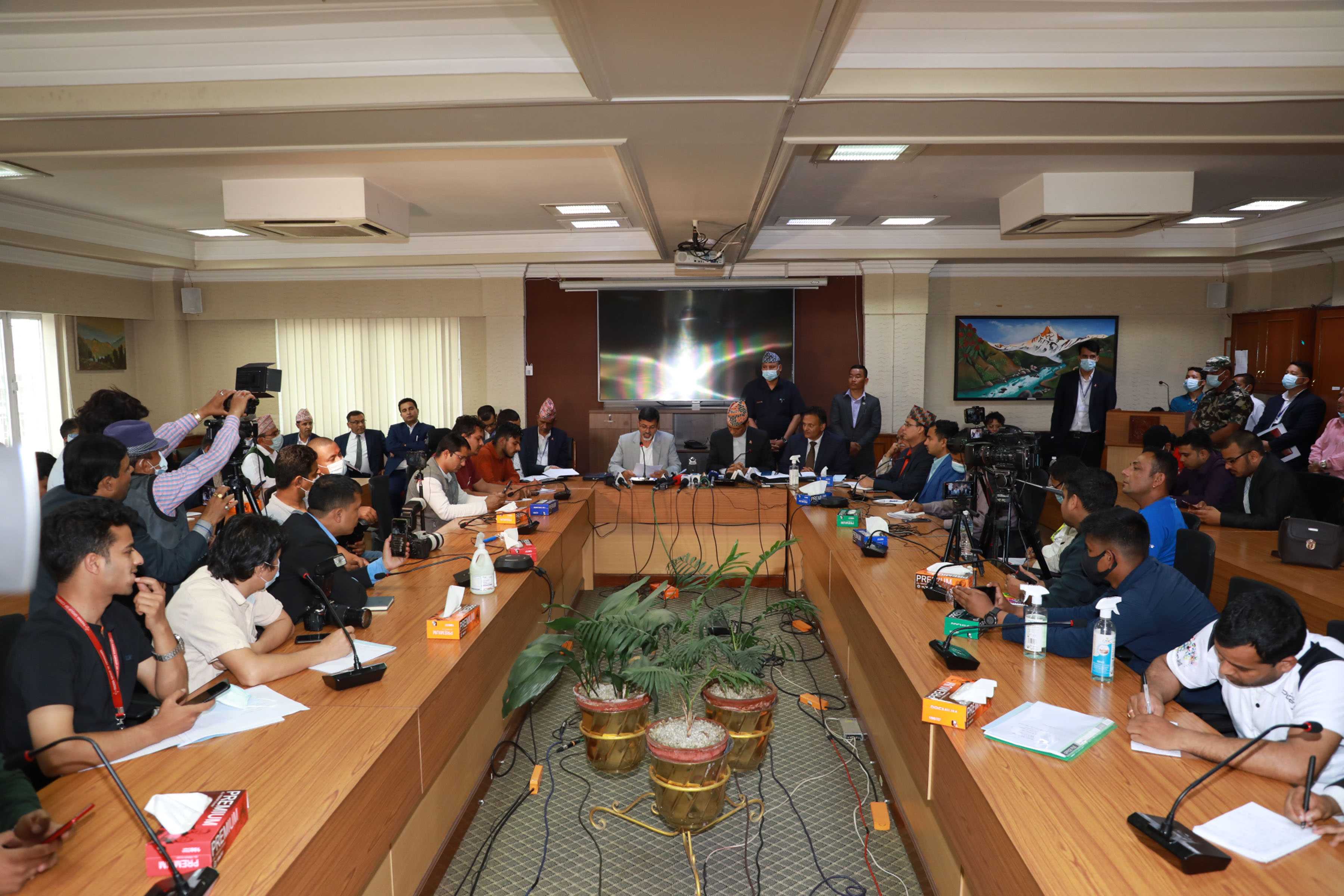 राजनीतिक उद्देश्यले अर्थतन्त्रबारे अनावश्यक हल्ला गरियो-अर्थमन्त्री