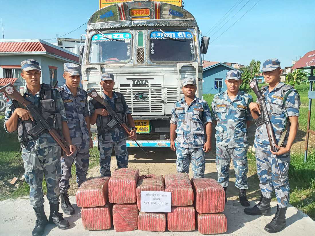 पर्सामा सशस्त्र प्रहरीद्वारा १४३ किलो गाँजा बरामद