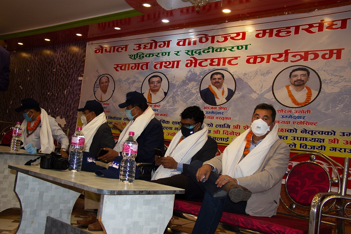 किशोर प्रधानलाई ३० जिल्ला र नगर अध्यक्षको सामूहिक समर्थन