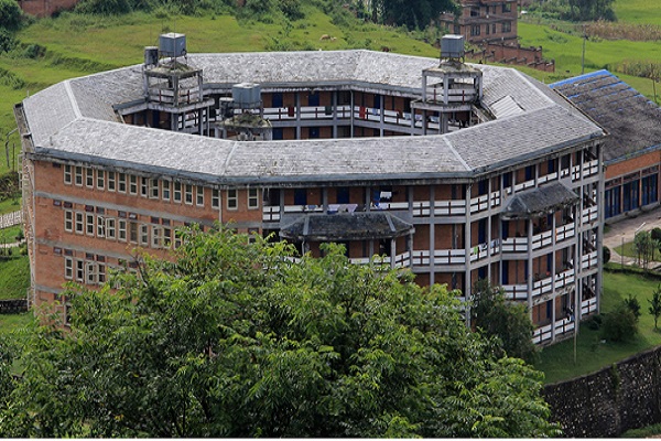  काठमाडौं विश्वविद्यालयको उपकुलपतिमा प्राडा भोला थापा नियुक्त 