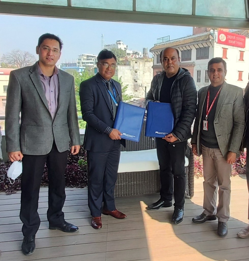 माछापुच्छ्रे र अग्नि इन्कर्पोरेटेडबीच व्यावसायिक सम्झौता