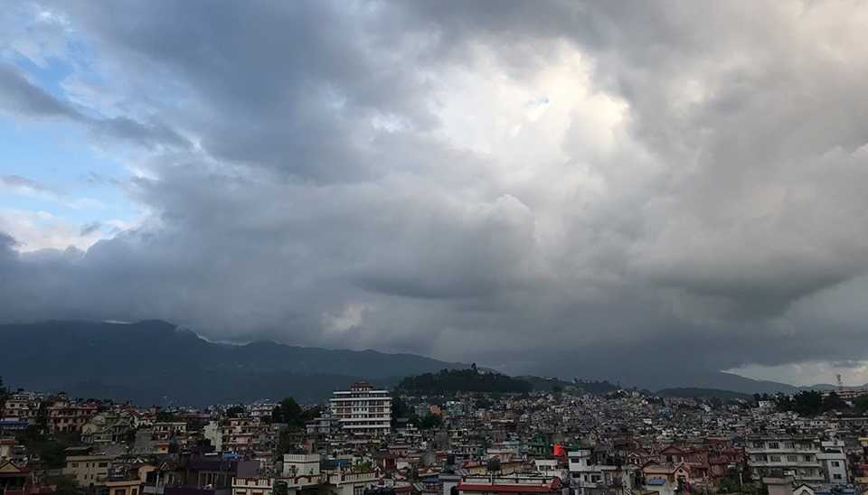 पश्चिमी वायुकाे प्रभावले चिसो बढ्दै