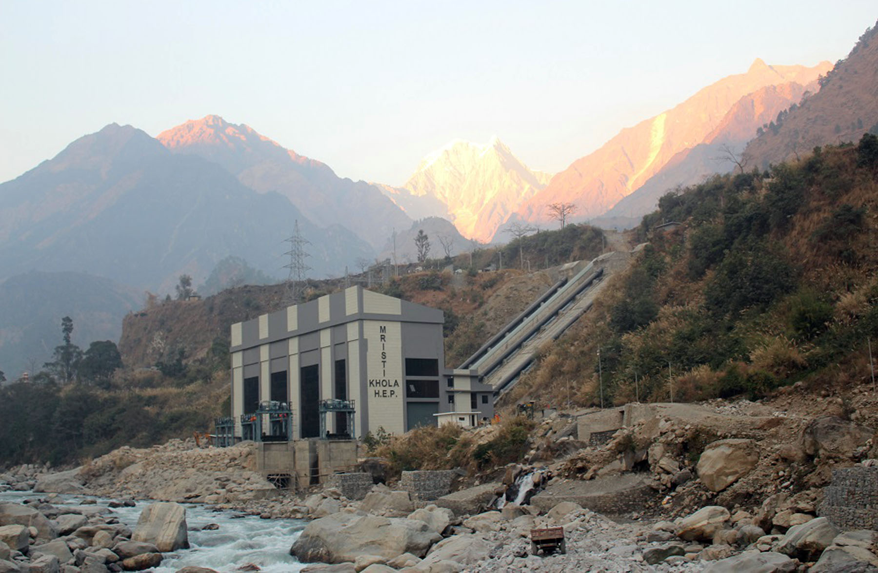 मिस्त्रीखोला आयोजनाको काम अन्तिम चरणमा, एक महिनाभित्र परीक्षण विद्युत उत्पादन थाल्ने 