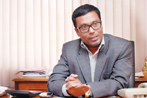 ‘बैंक र ट्रेड युनियनसँग लड्न सक्ने नेतृत्व चाहिएको छ’-निवर्तमान अध्यक्ष मुरारका