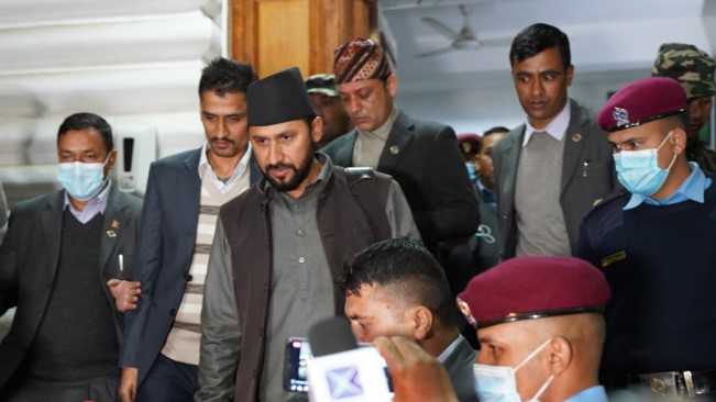 रवि लामिछानेले उपप्रधान एवं गृहमन्त्री पदबाट दिए राजीनामा