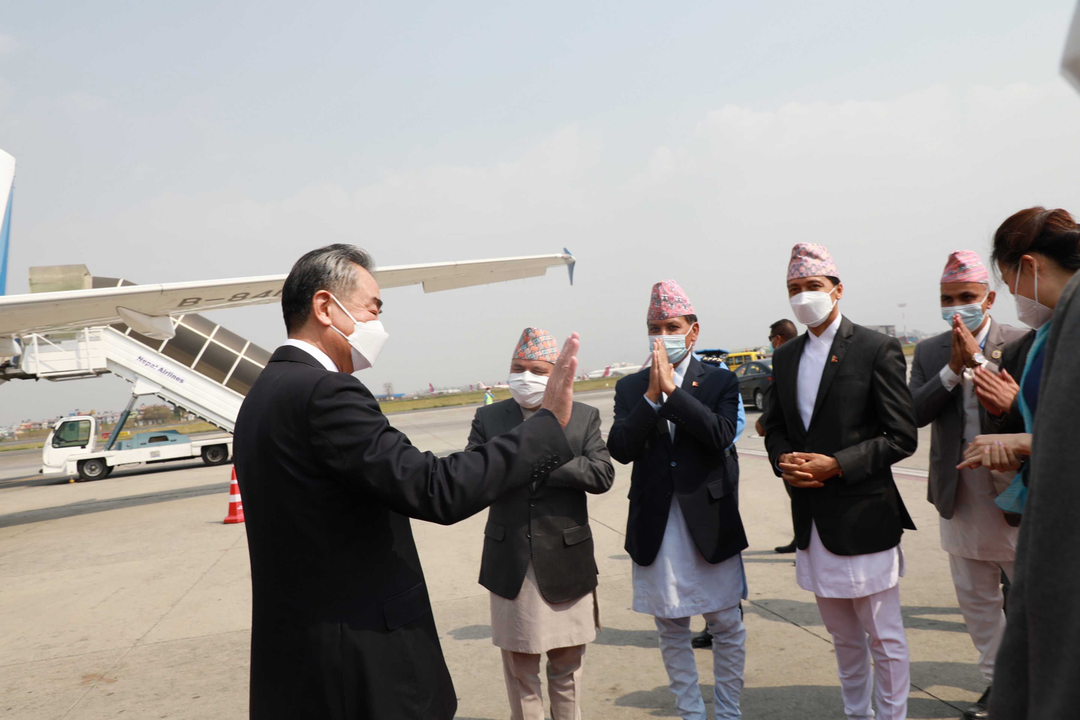 चिनियाँ विदेशमन्त्री वाङ स्वदेश फिर्ता 