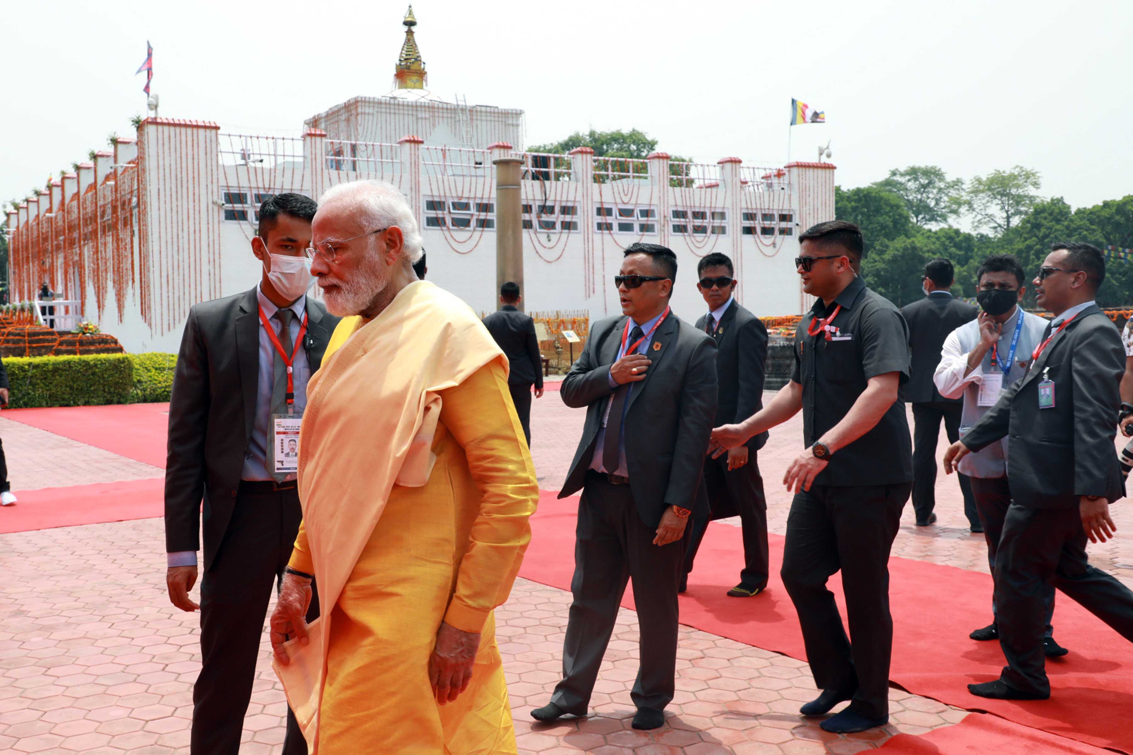 भारतीय प्रम मोदी लुम्बिनीमा