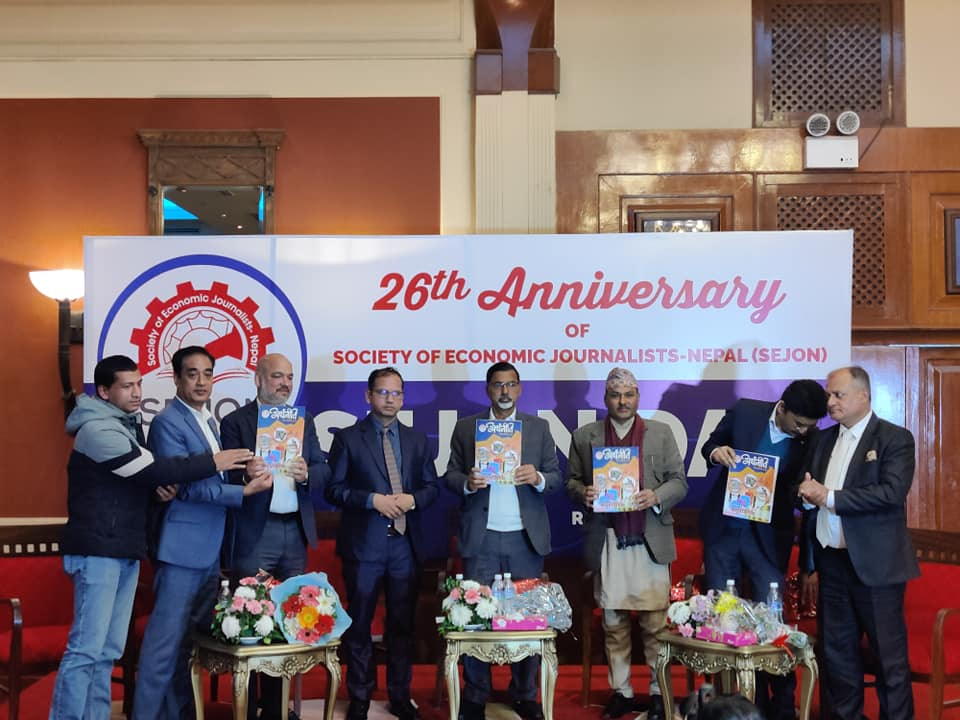 अर्थतन्त्र संकटमा छैन, नयाँ आयाम खोजौं - अर्थमन्त्री शर्मा