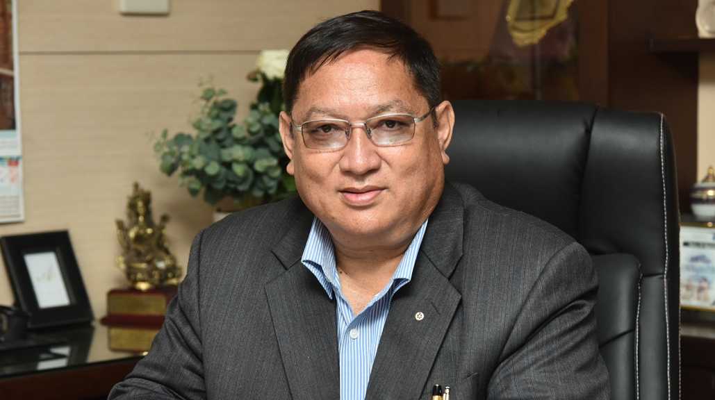 सम्पत्तिको ५० प्रतिशत ट्रष्टमार्फत शिक्षा र स्वास्थ्यमा खर्च गर्ने राज्यमन्त्री श्रेष्ठकाे घाेषणा