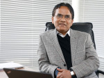 घरजग्गा र सेयर बजारलाई केन्द्रमा राखेर मौद्रिक नीति ल्याइँदै, बैंकलाई सेयर किन्न खुकुलाे बनाइने