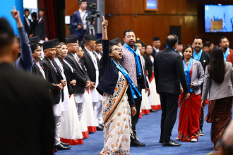 संसद् बैठक बस्दै, मन्त्रालयगत बजेटमाथिको छलफल कार्यसूची, विपक्षी अवरोध जारी रहने